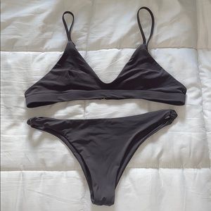 PO swim by Ava frati